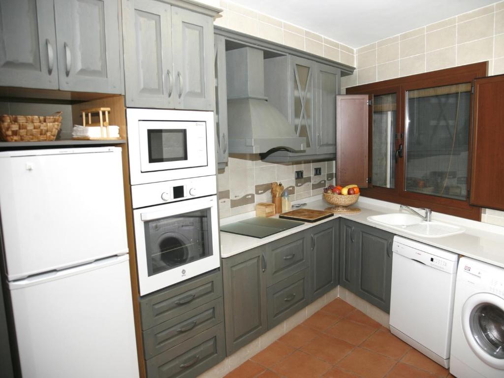 Kuchyň nebo kuchyňský kout v ubytování Casa Rural El Planet de Maella Casa rural en Castellon Casa rural con Jacuzzi Casa rural en Xert Casa rural cerca de Morella