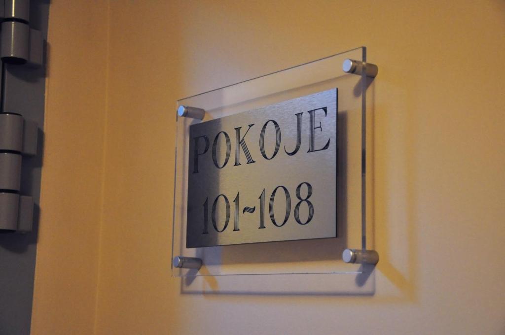 Certifikát, hodnocení, plakát nebo jiný dokument vystavený v ubytování Hotel Pojezierze