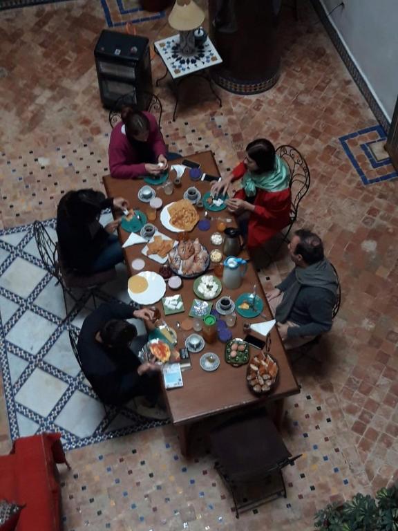 Hosté ubytování Riad Zina Fes - Elegance in the Heart of Fes