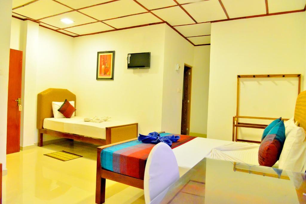 Thilaka City Hotel - デラックストリプルルーム