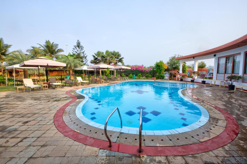 Bazén v ubytování Beira Mar Beach Resort nebo v jeho okolí
