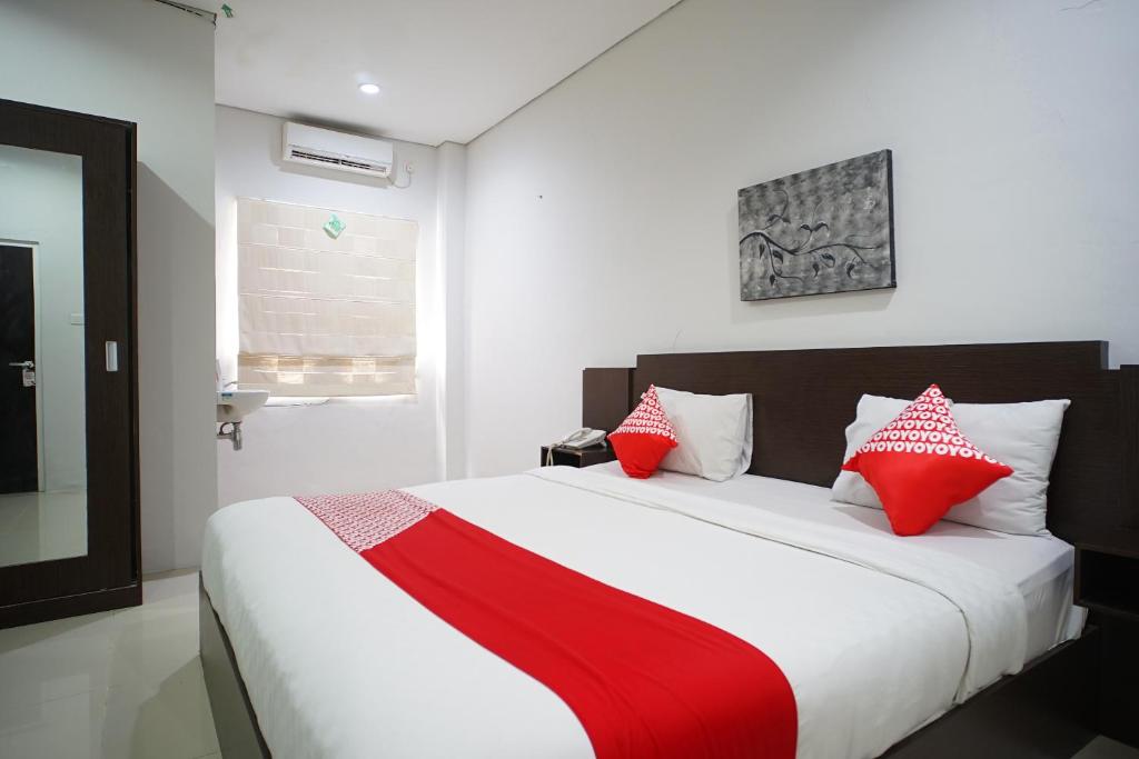 OYO 1477 Athar 88 Hotel - Standard Double Room