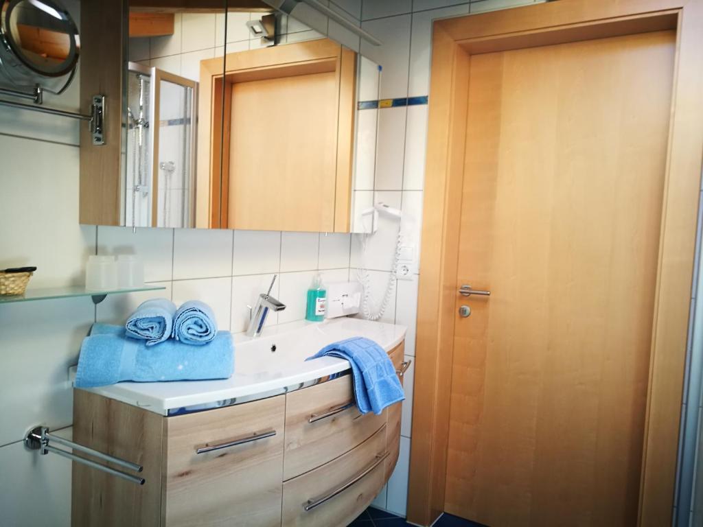 Postel nebo postele na pokoji v ubytování Haus Kristall