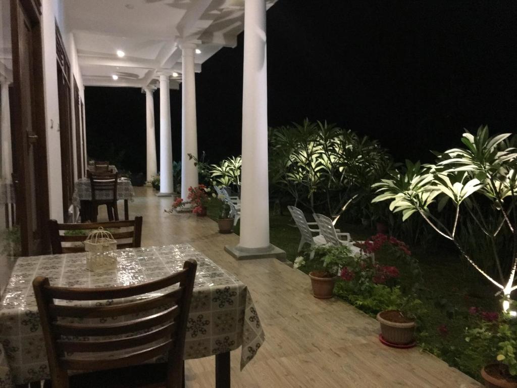 Balkón nebo terasa v ubytování Villa Kaetana Lanka Unawatuna