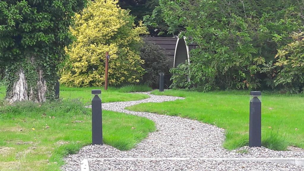 Giardino di Priory Glamping Pods and Guest accommodation