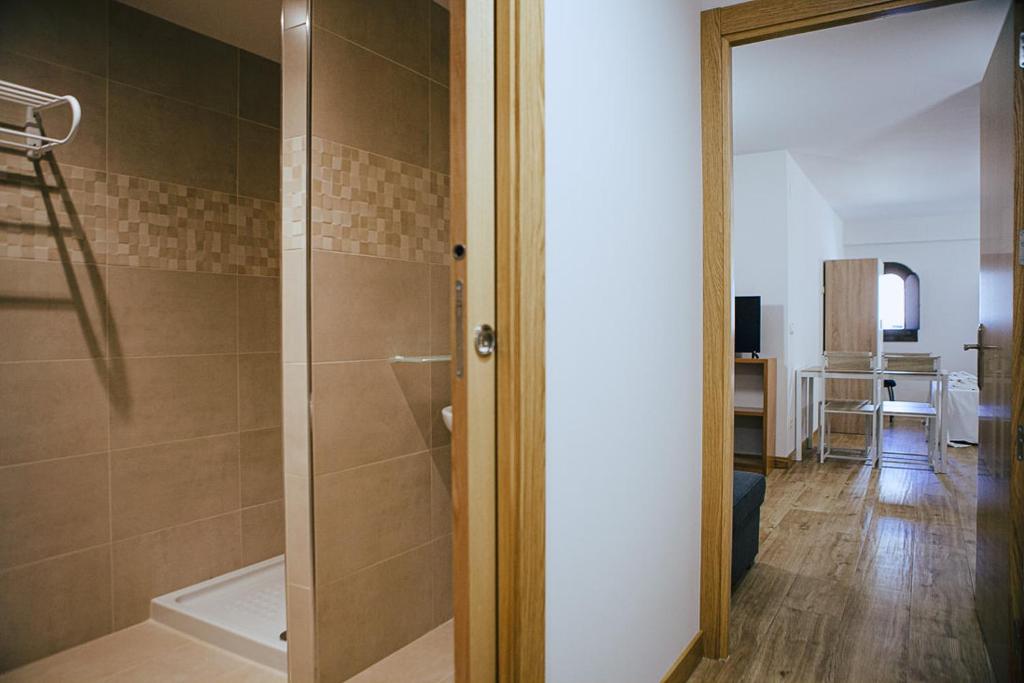 Un baño de Apartamentos Ducay