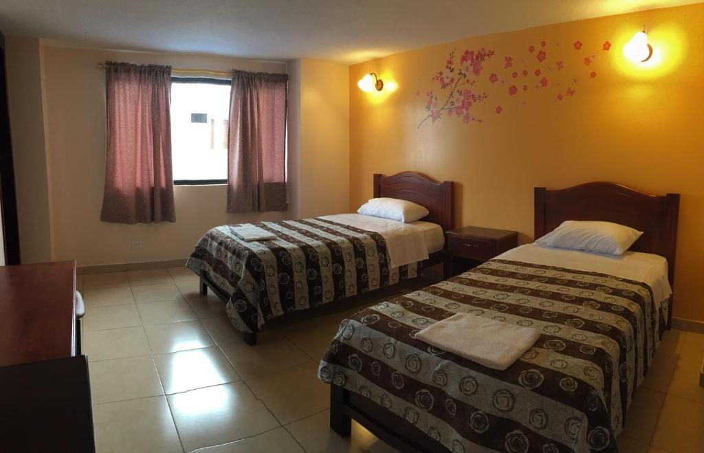 Hostal Mitad del Mundo - Habitación De Doble O Gemela De Presupuesto