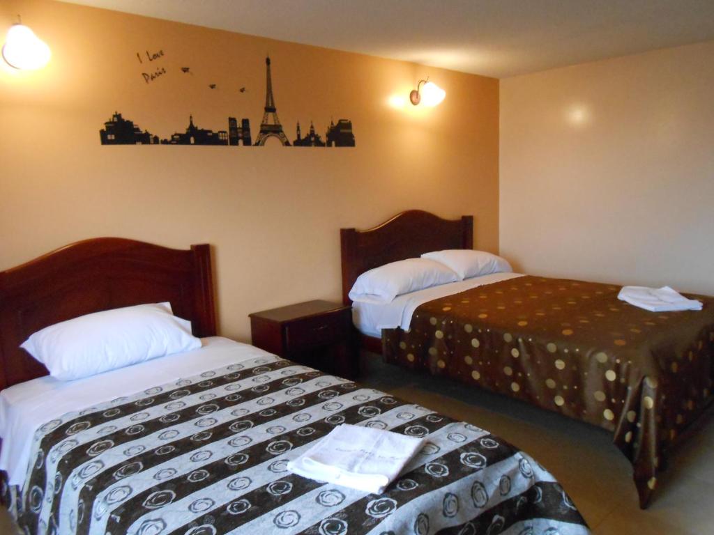Hostal Mitad del Mundo - Habitación Familiar