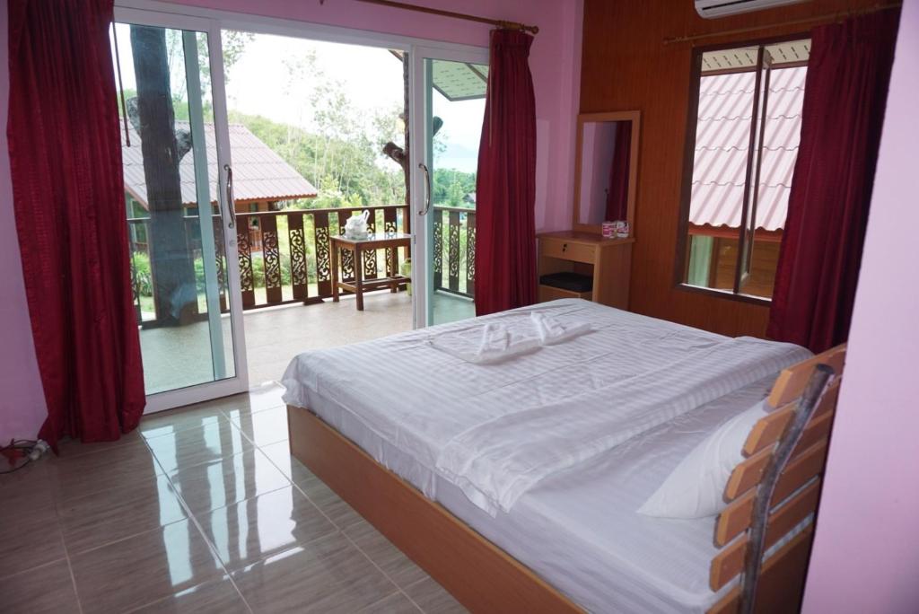 Gallery image of Mookanda bungalow in Ko Yao Noi