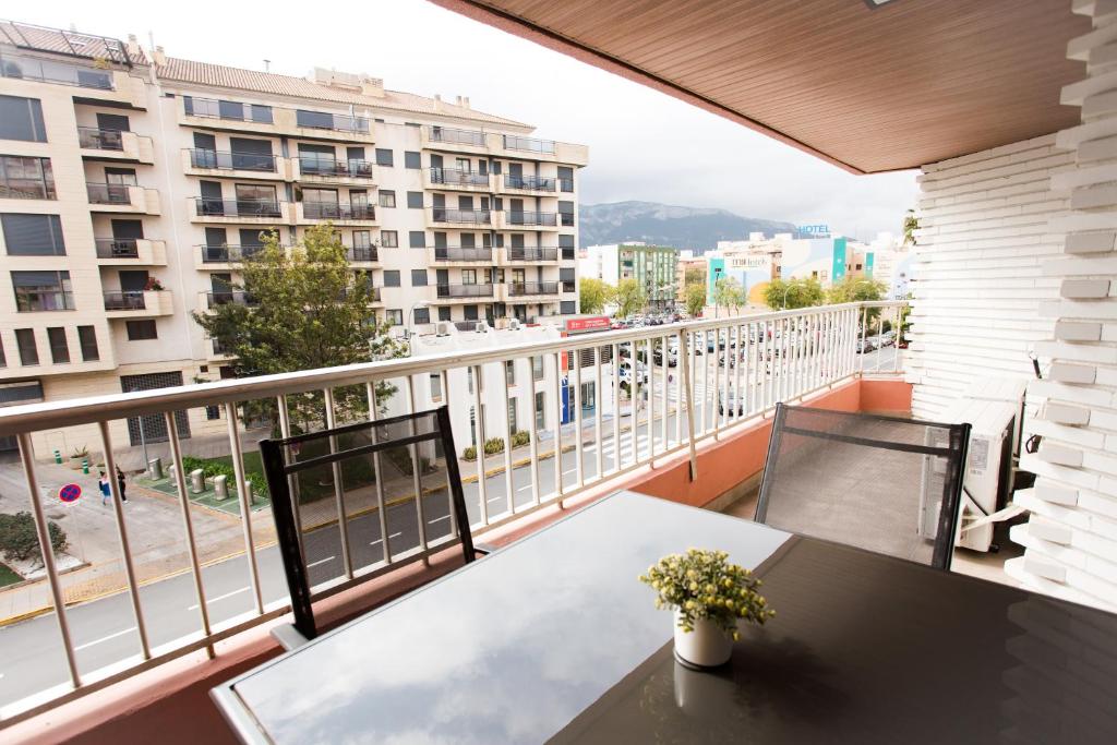 Enviable Location at Port Denia - Walk to Marineta Casiana ...