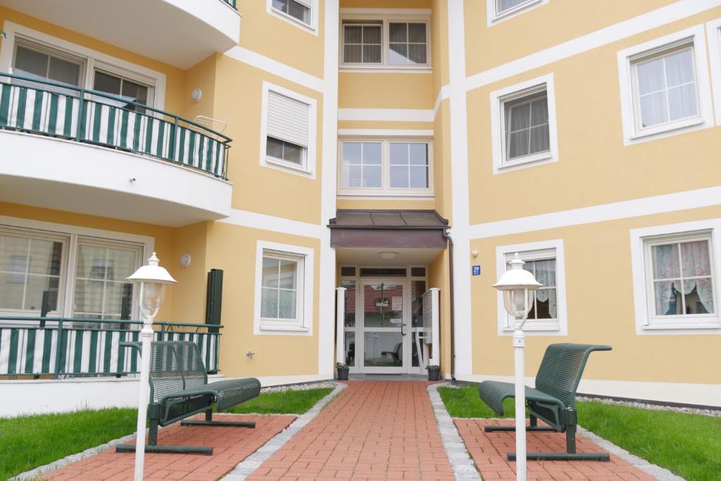 Balkón nebo terasa v ubytování 2-Zimmer Deluxe Apartment Bad Füssing - Owner Suite