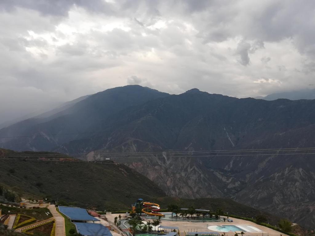 Alojamiento El Retiro Barichara