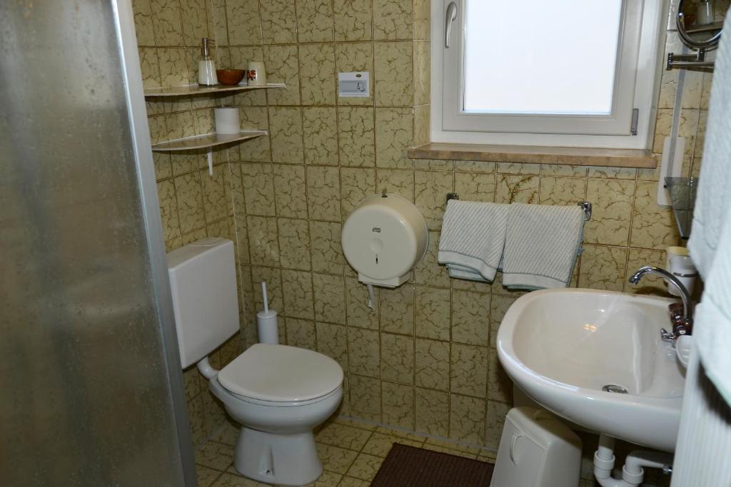 Koupelna v ubytování Pension Pichler