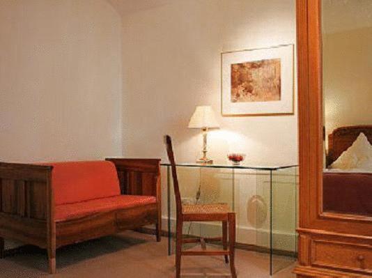 Posezení v ubytování Hotel zur Krone
