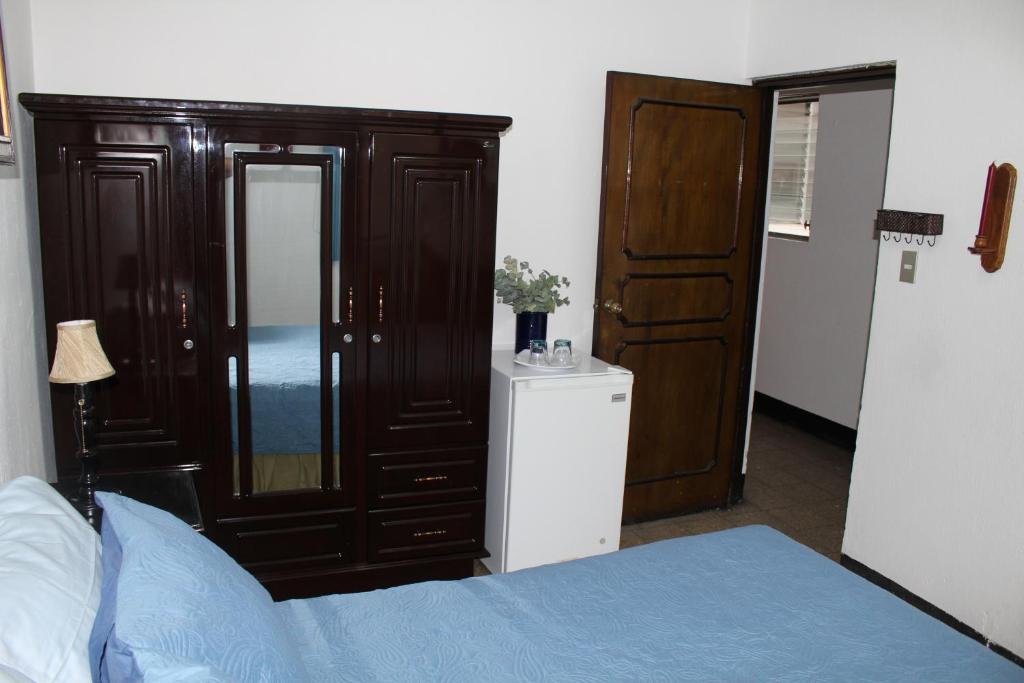 Habitaciones Eco-Terrazas - Habitación Doble Con Baño Compartido
