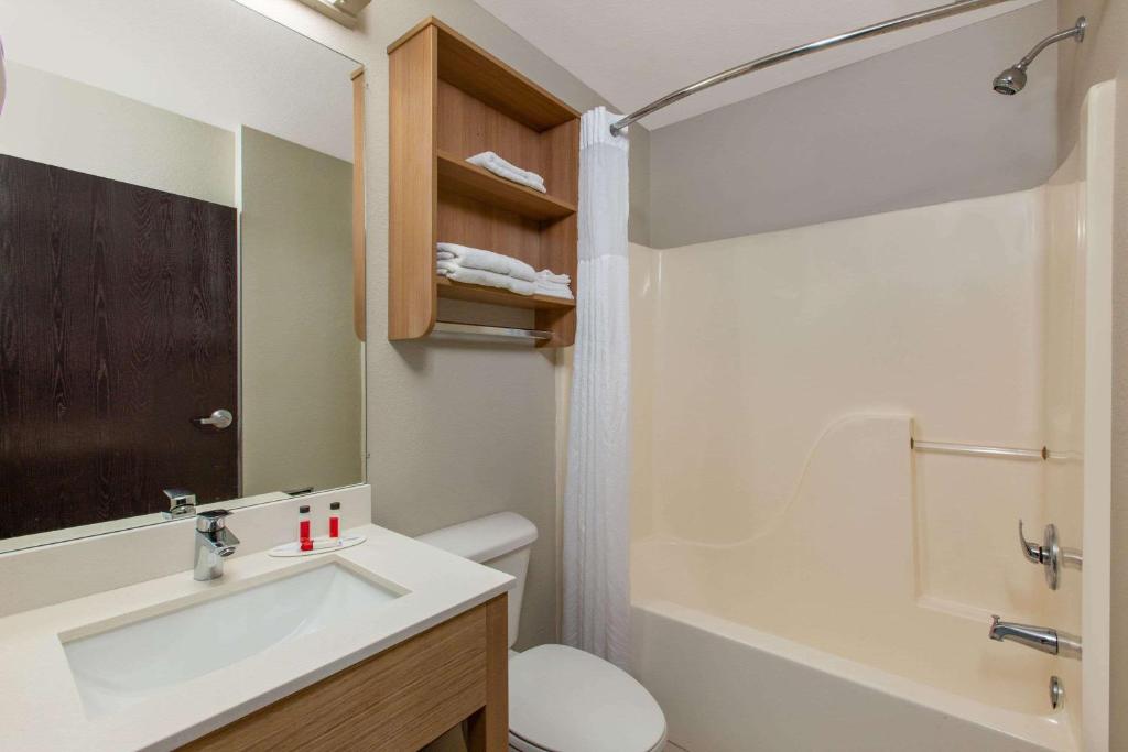 Microtel Inn & Suites by Wyndham Augusta/Riverwatch - Queen Room - Non Fumatori