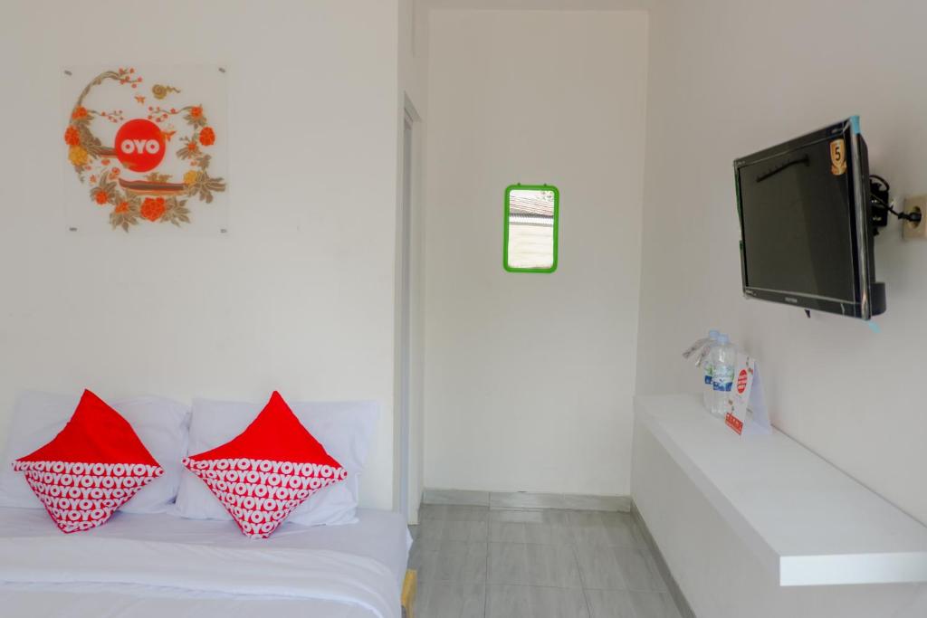 TV a/nebo společenská místnost v ubytování Super OYO Capital O 1176 J3 Residence Syariah