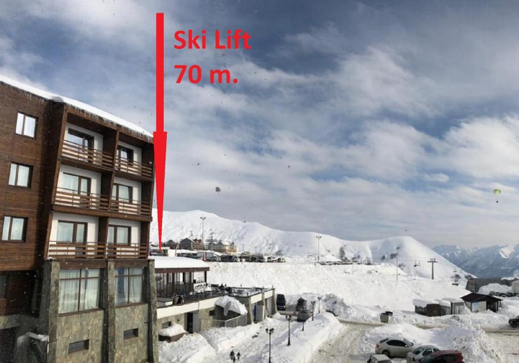 2-room Apartment NFT Vista Gudauri 17- Near Ski Lift v zimě