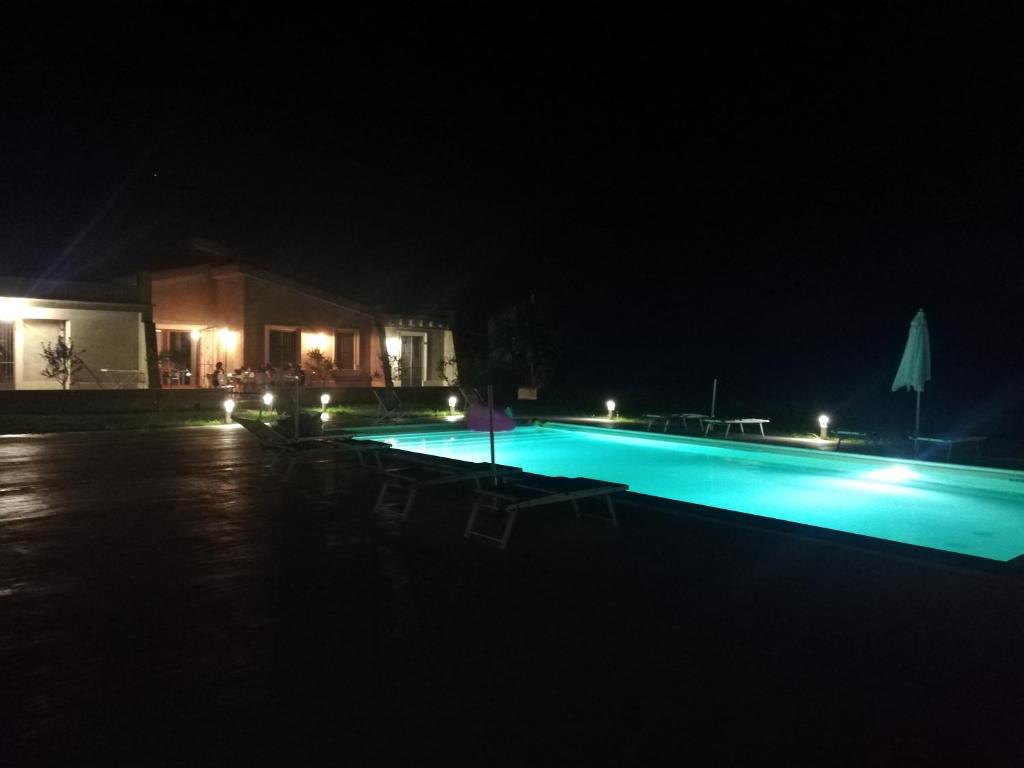 Bazén v ubytování Casa Sbrizza nebo v jeho okolí