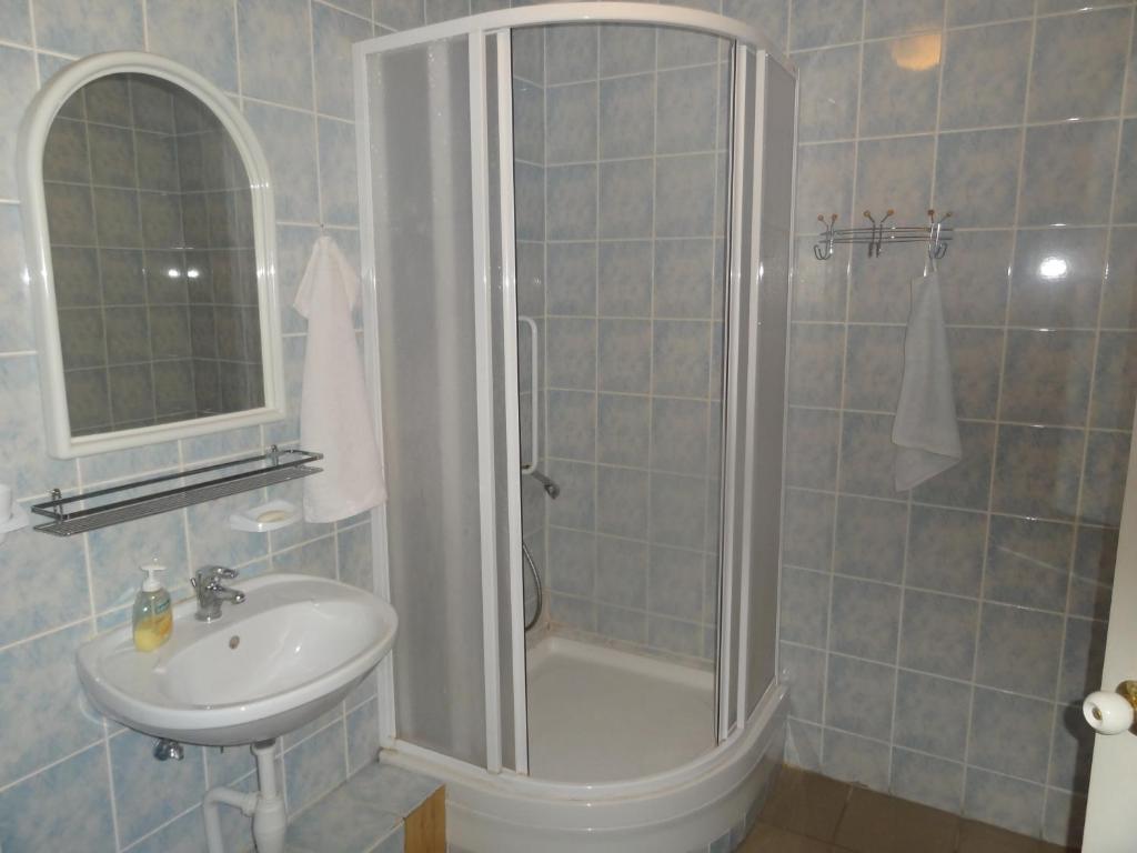 Koupelna v ubytování Hotel Rebir