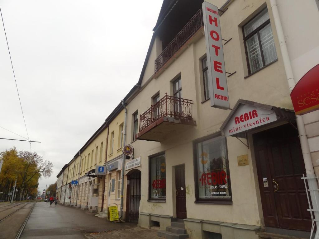 Budova, kde se hotel nachází