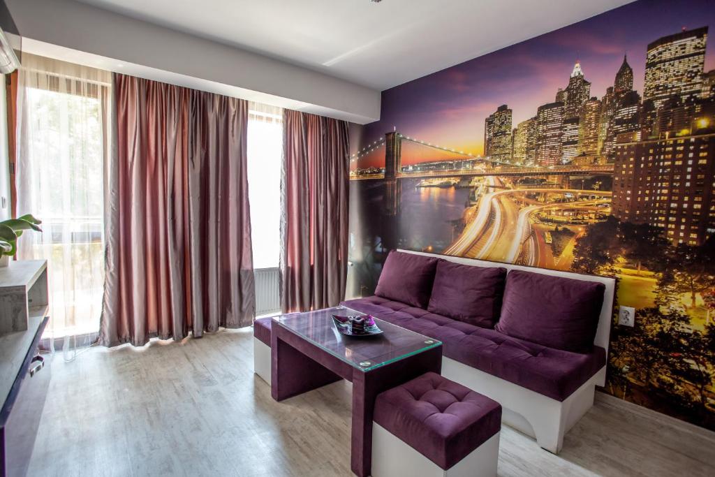 Posezení v ubytování Lombardi Family Hotel