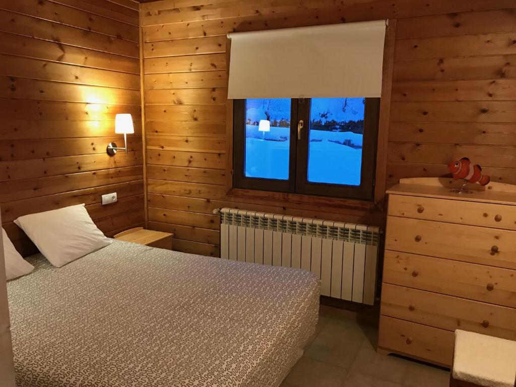 Postel nebo postele na pokoji v ubytování ESTANYOL - Vall d'Incles - Soldeu Hut 5896