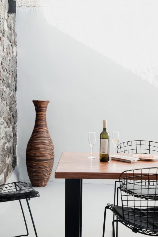 Nápoje v ubytování Aleria Luxury Cave Santorini
