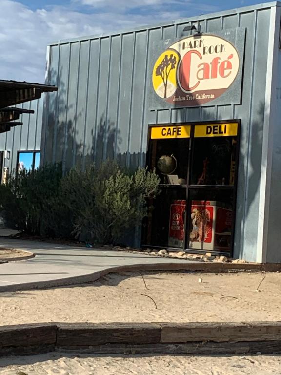 Certifikát, hodnocení, plakát nebo jiný dokument vystavený v ubytování Safari Motor Inn - Joshua Tree