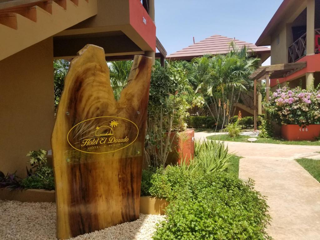 Giardino di Hotel El Dorado