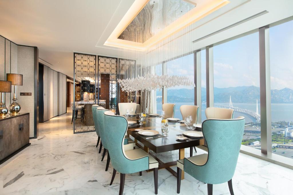 Raffles Shenzhen - Sky-Line Presidential Suite