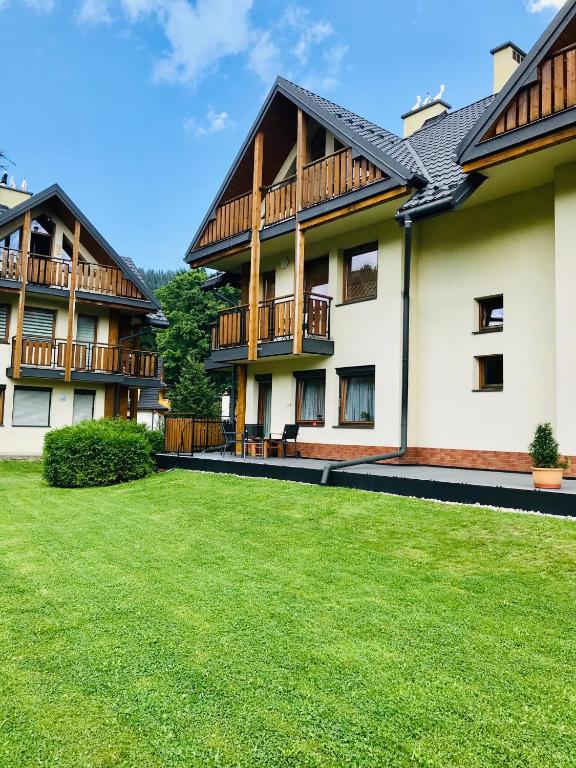 Budova, v ktorej sa apartmán nachádza
