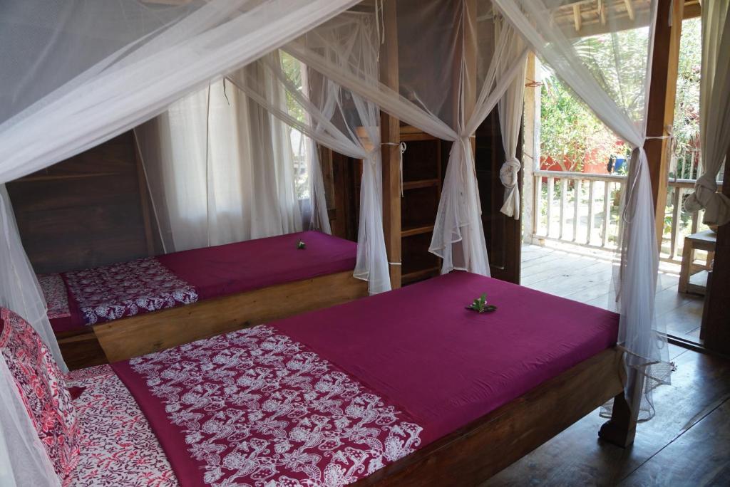 Harry's Ocean House Pacitan - 5