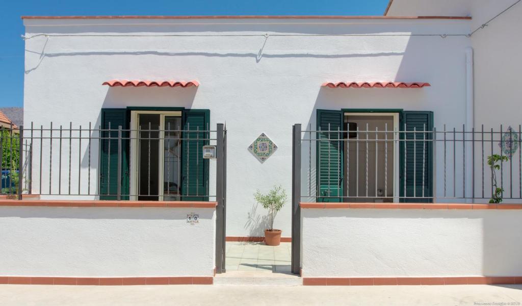 Bygningen som feriehuset ligger i