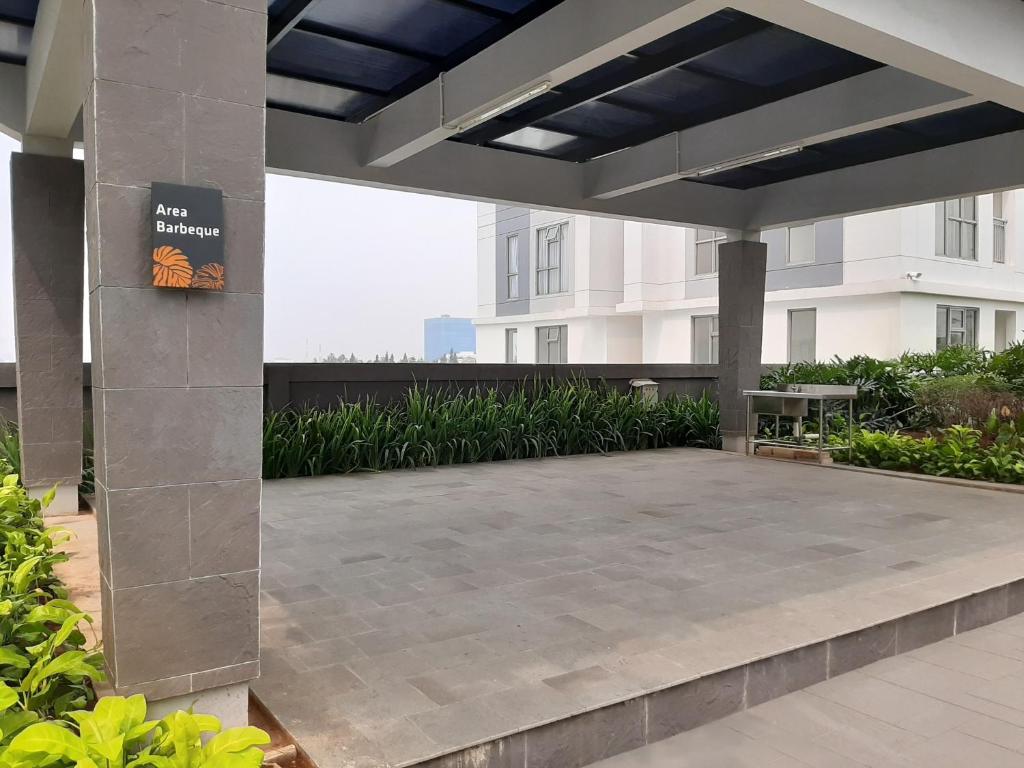 Contemporer Studio Apartment M-Town Residence near Summarecon Mall Serpong By Travelio - 单间公寓