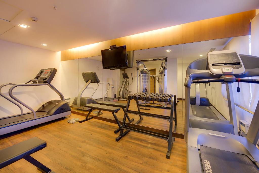 Fitness centrum a/nebo fitness zařízení v ubytování Pride Hotel, Chennai