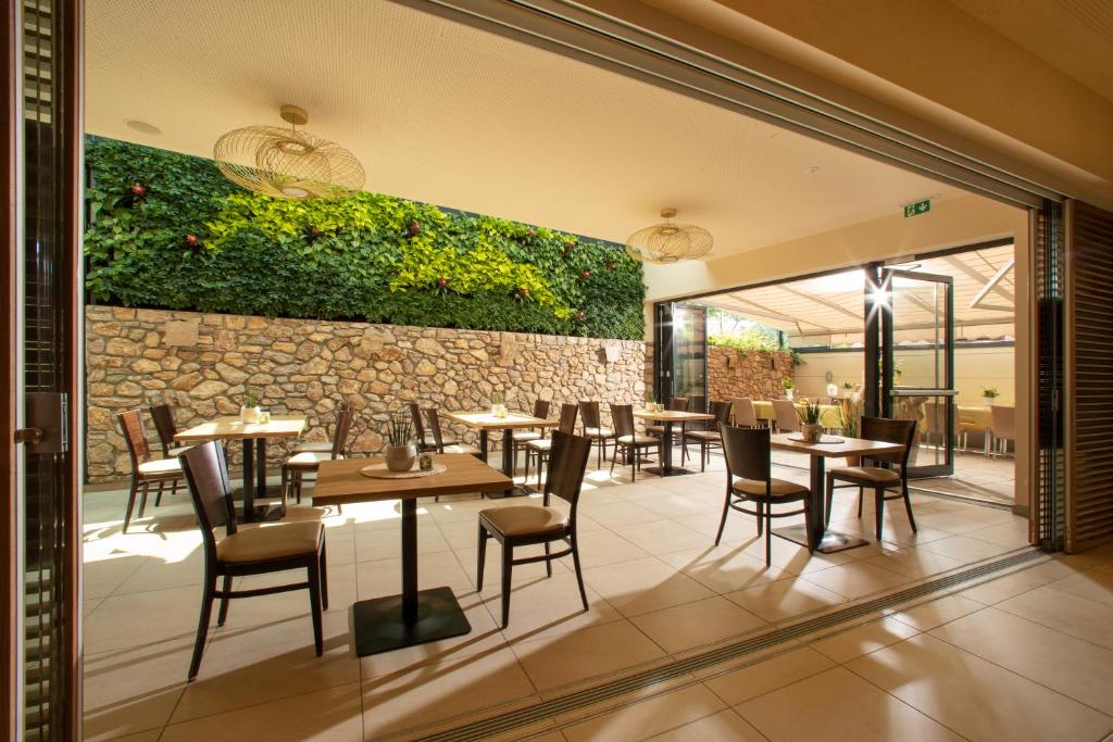 Restaurant o iba pang lugar na makakainan sa Hotel-Restaurant Allmer