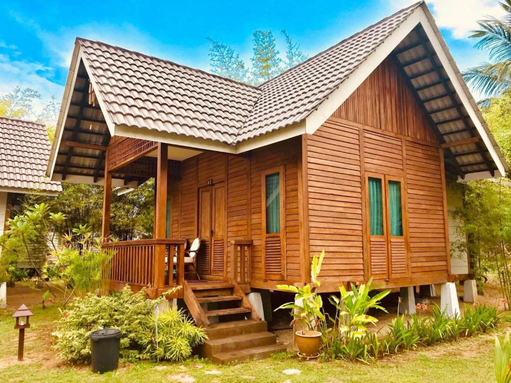 Zahrada ubytování Bayu Lestari Island Resort