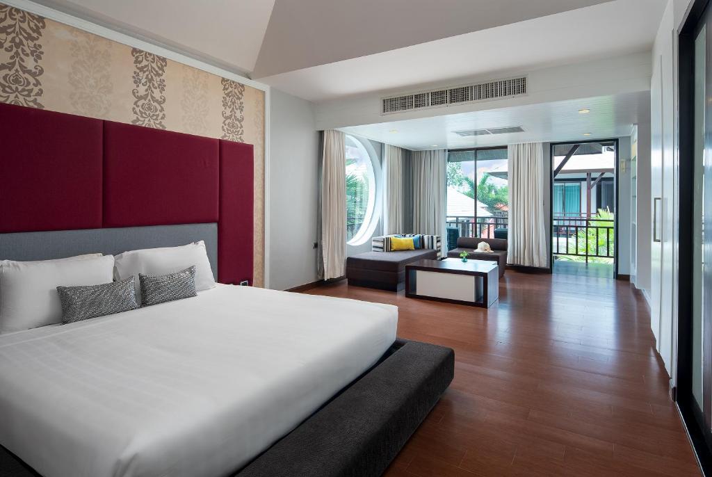 Z Through By The Zign - Resim 8