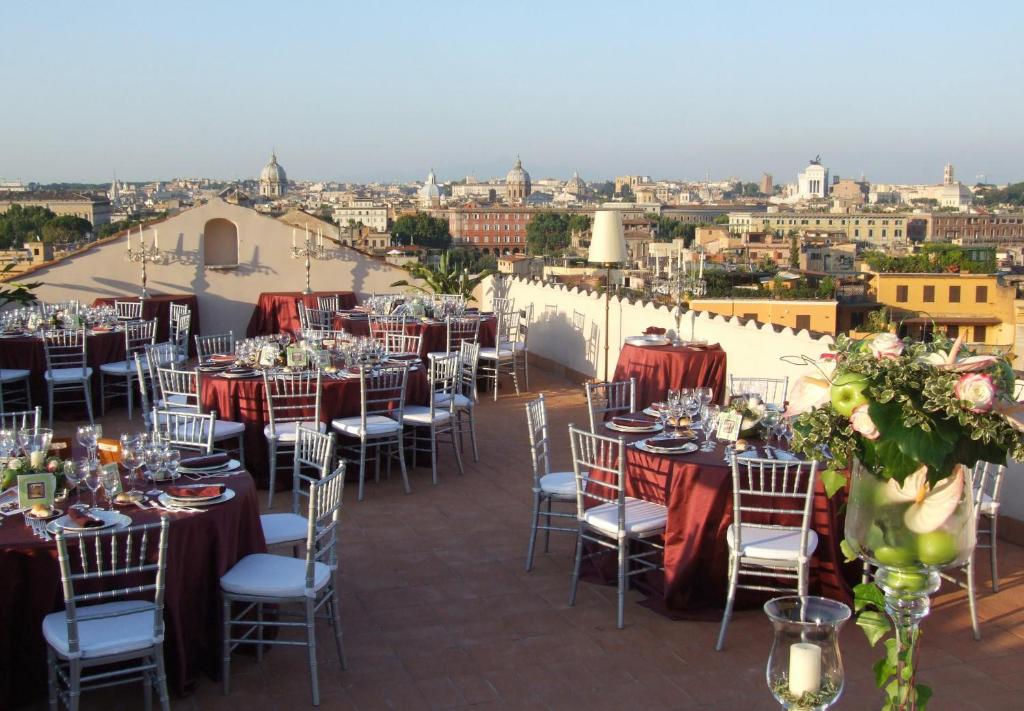 Restaurace v ubytování Donna Camilla Savelli - VRetreats