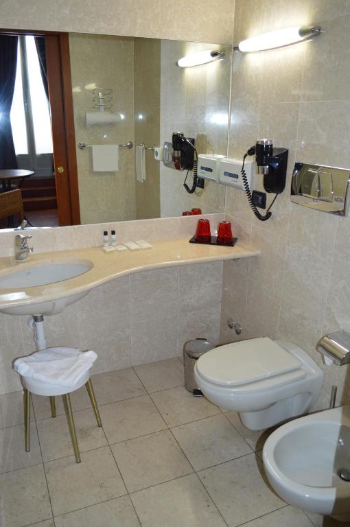 Art Hotel Boston - Resim 25