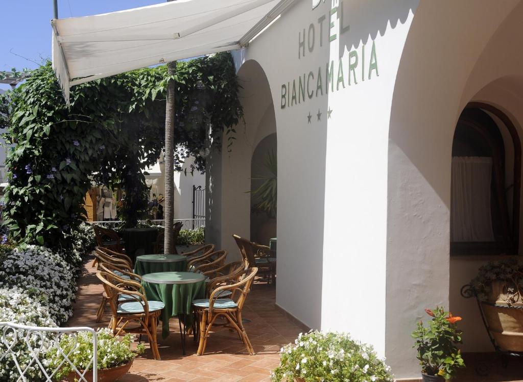 Patio nebo venkovní prostory v ubytování Hotel Biancamaria