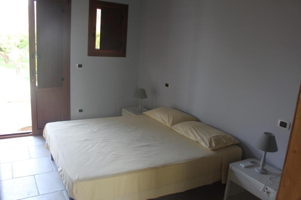 Agriturismo Le terre di zoe' - Habitación Triple Con Baño Privado