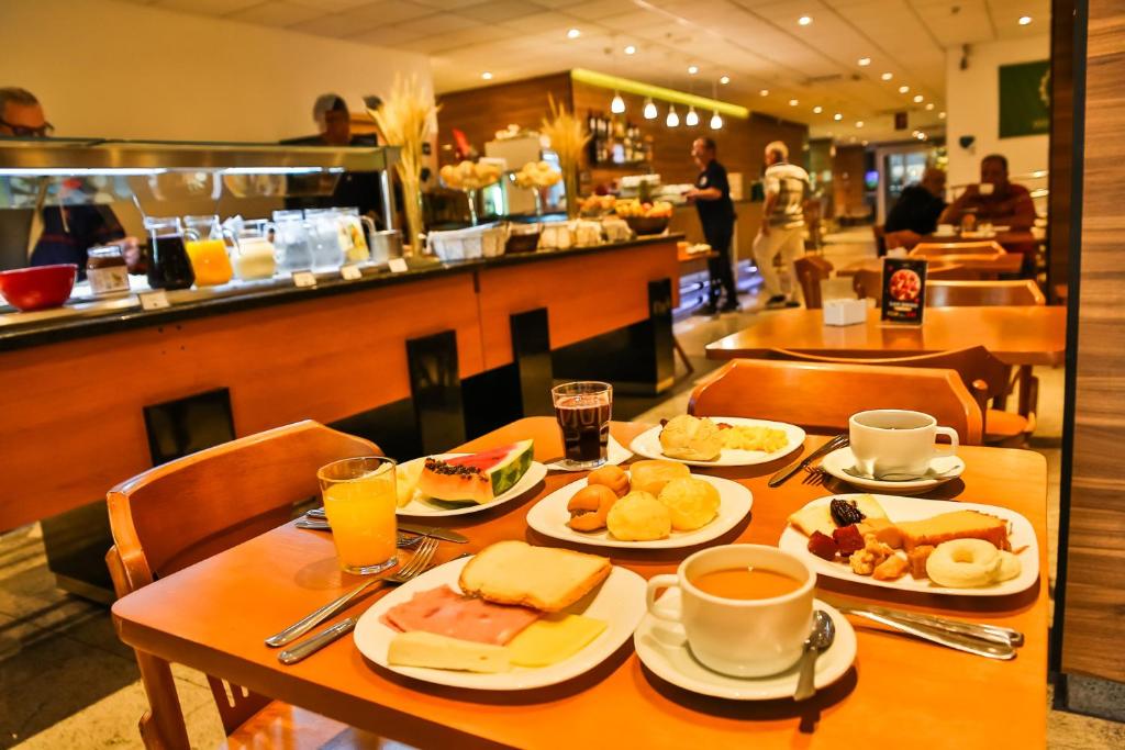  San Diego Express Barro Preto