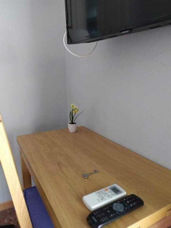 Televízia a/alebo spoločenská miestnosť v ubytovaní B&B A Casa Di GioSi