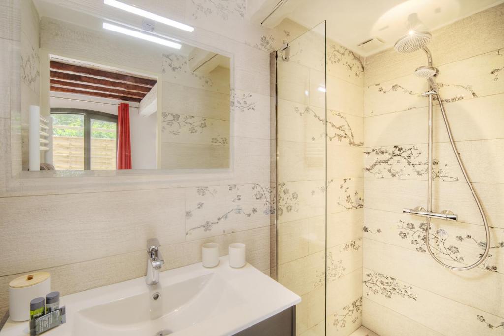 Le Refuge - Gigaro Lodges - King Room
