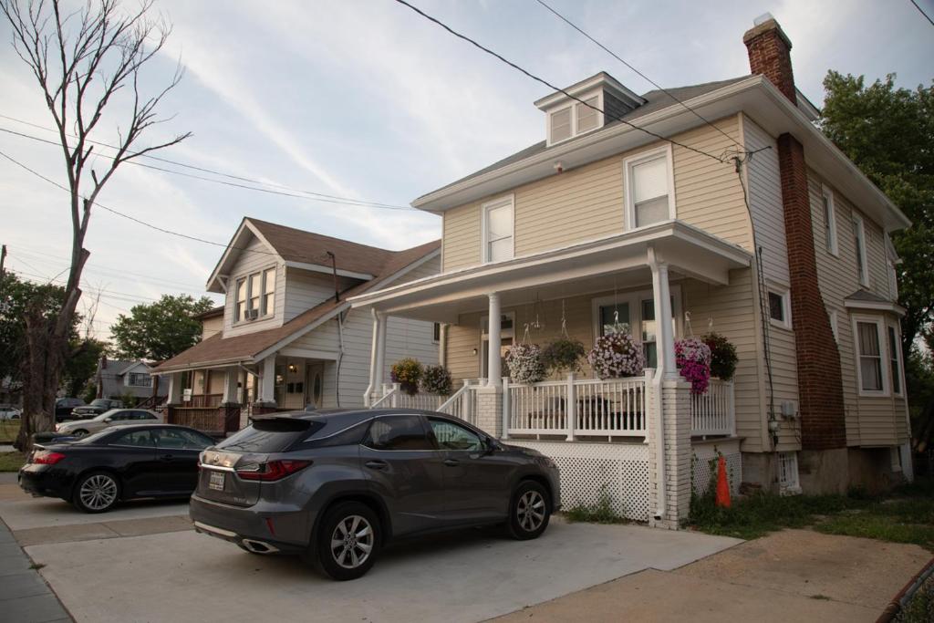 Vacation House DC - Housity