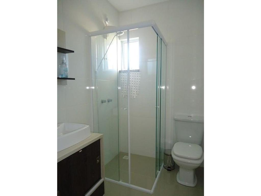  Res. Antonio Pinheiro. Apartamento com 2 dormitórios.