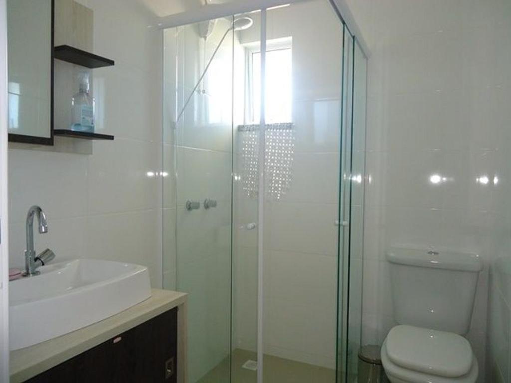  Res. Antonio Pinheiro. Apartamento com 2 dormitórios.