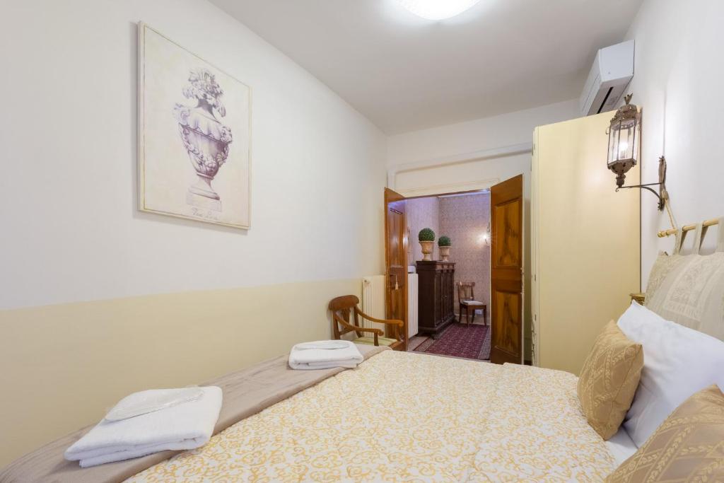 Gallery image of Hotel Mezzo Pozzo in Venice